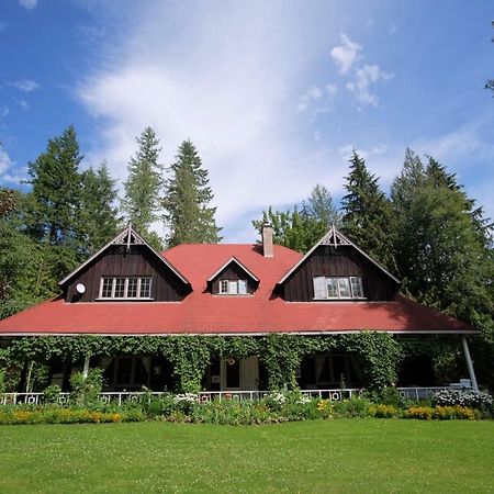 Wedgwood Manor And Glamping Retreat Crawford Bay Exterior foto