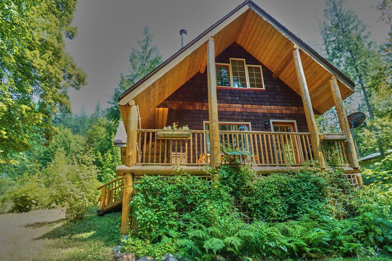 Wedgwood Manor And Glamping Retreat Crawford Bay Exterior foto
