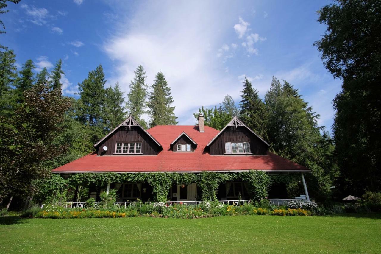 Wedgwood Manor And Glamping Retreat Crawford Bay Exterior foto
